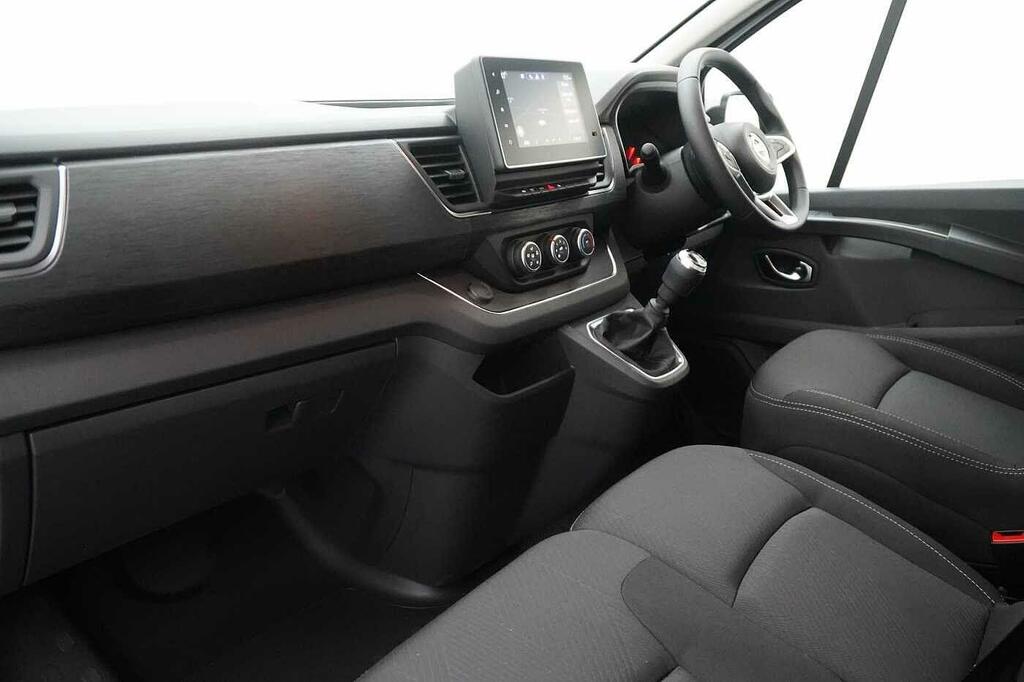 Nissan Primastar 2.0 Dci 130 Tekna L2 H1 Lwb 3.0T Panel Van With Ai White #2