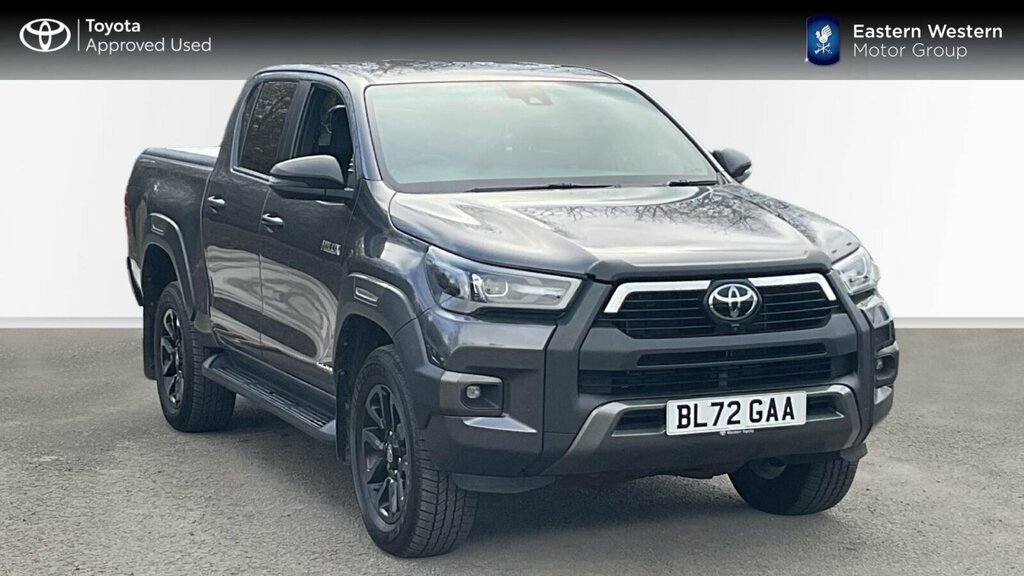 Toyota HILUX 2.8 D-4d Invincible X Pickup Double Cab Grey