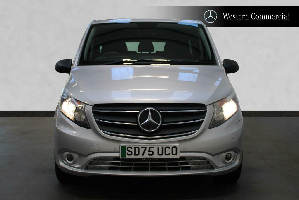 Mercedes-Benz eVito 100Kwh Premium Tourer Double Cab Silver #2
