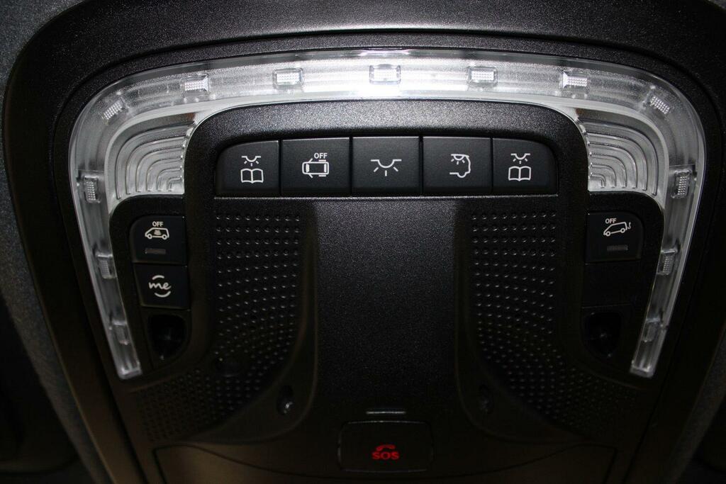 Mercedes-Benz eSprinter Pro White #12
