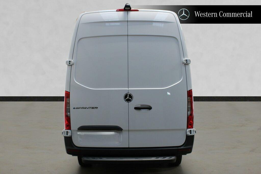 Mercedes-Benz eSprinter Pro White #7