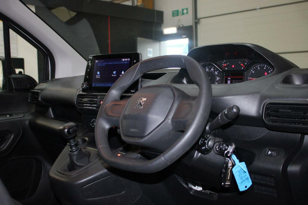 Peugeot Partner 1.5 Bluehdi 1000 Professional Premium Standard P ME73XYG White #6