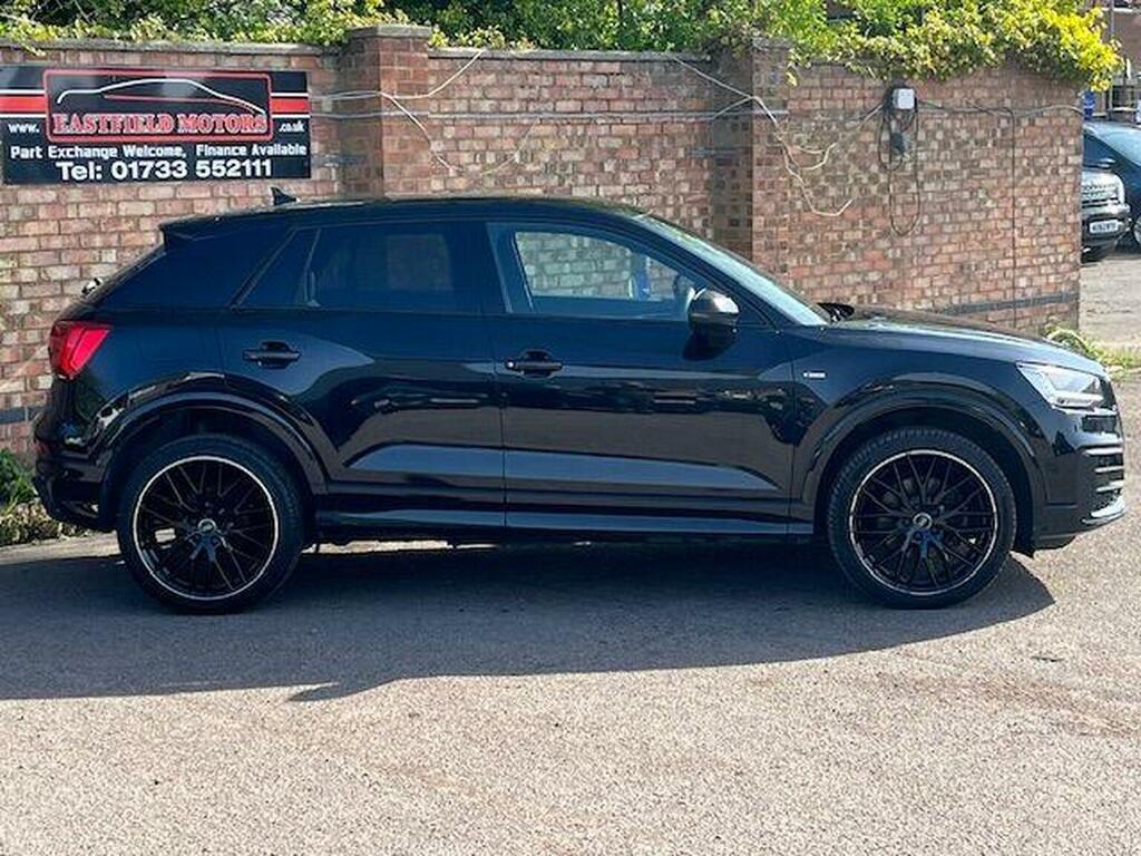 Audi Q2 Suv 1.6 Tdi 30 Black Edition Euro 6 Ss 201 RE69BWD Black #2