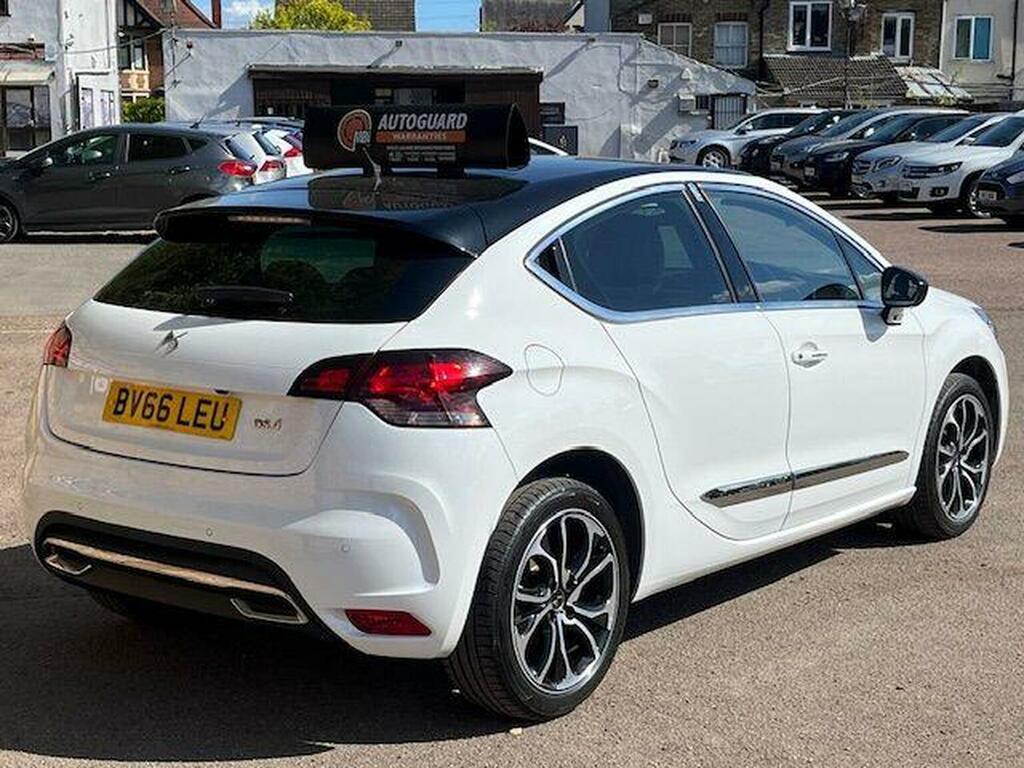 DS DS 4 Hatchback 1.2 Puretech Prestige Euro 6 Ss White #3