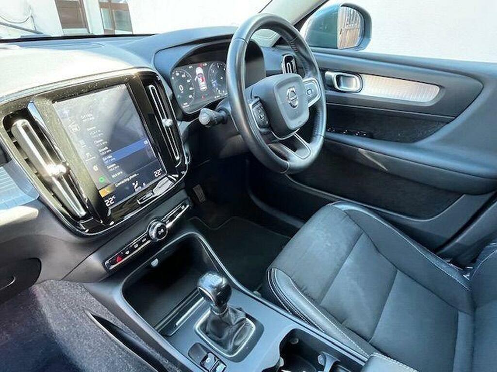 Volvo XC40 Suv 2.0 D3 Momentum Euro 6 Ss 201868 Grey #3