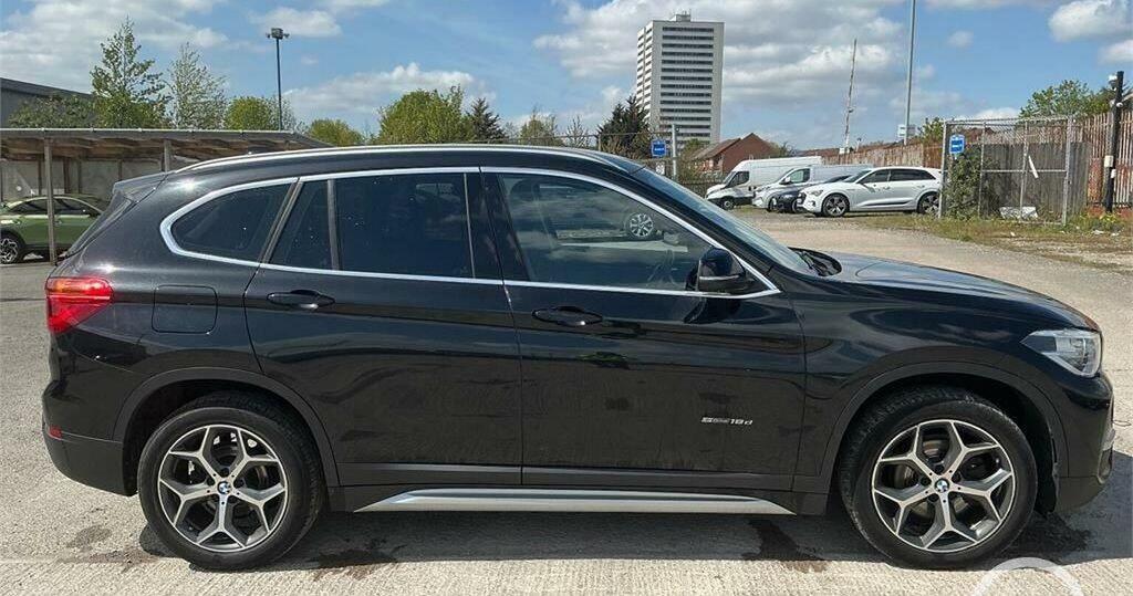 BMW X1 Suv 2.0 18D Xline Sdrive Euro 6 Ss 201717 YA17GMF Black #2