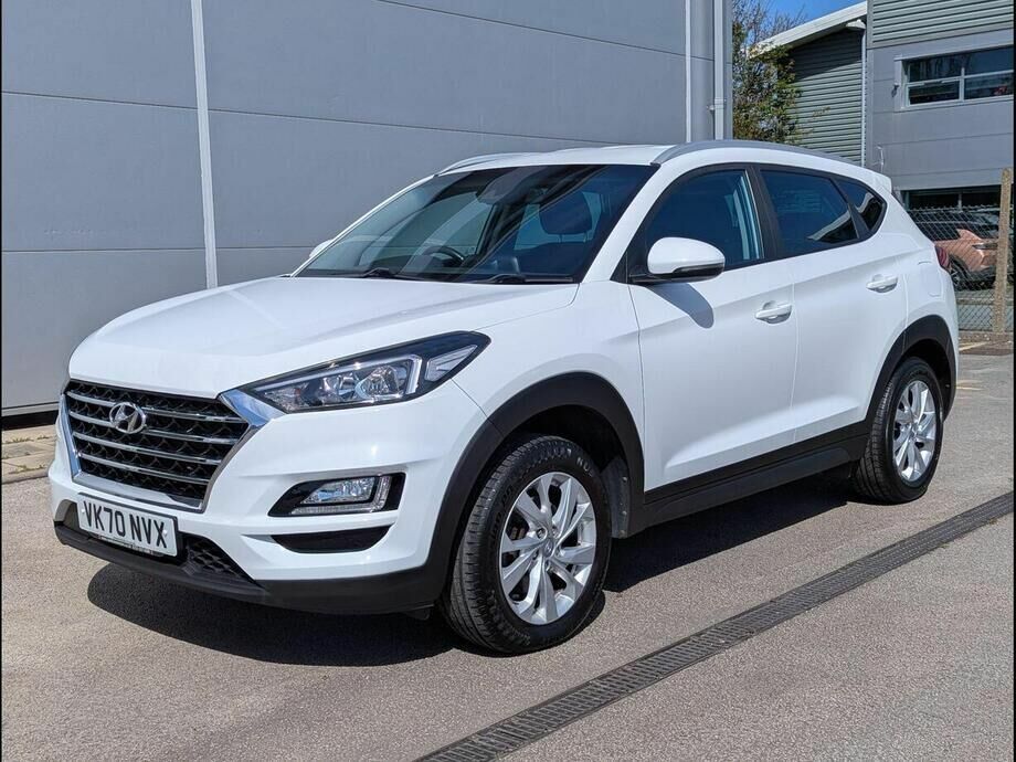 Hyundai Tucson 1.6 Gdi Se Nav Euro 6 Ss VK70NVX White #3
