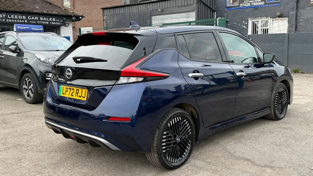 Nissan Leaf 39Kwh N-connecta Hatchback 150 LP72RJJ Blue #3