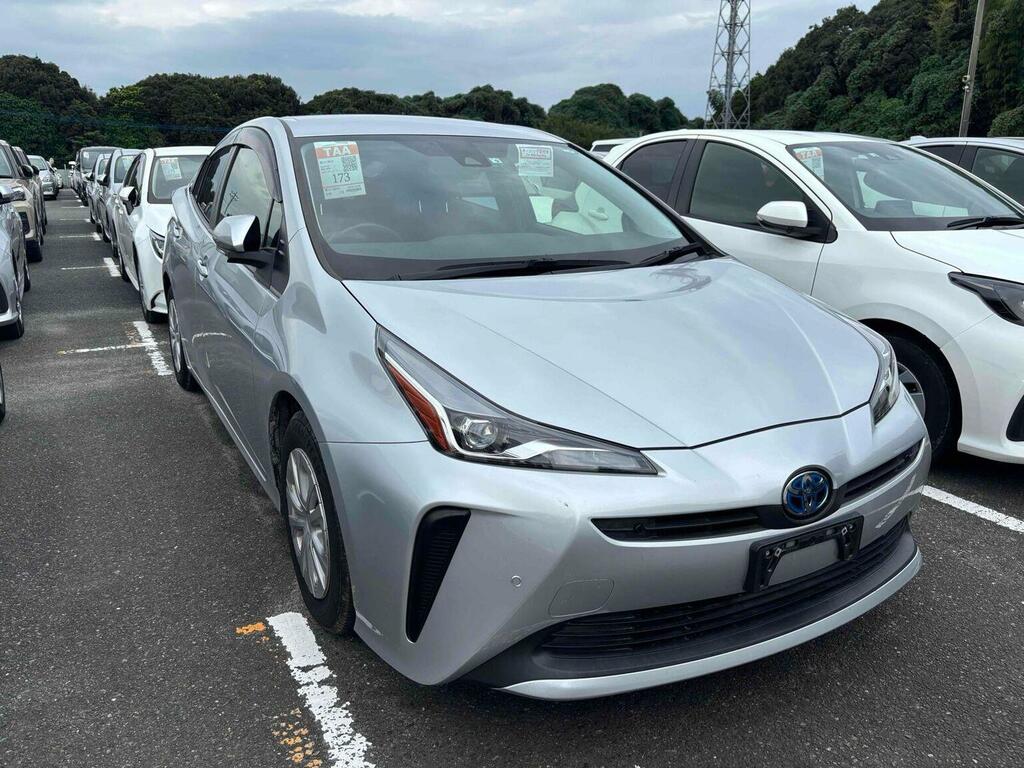 Toyota Prius Hatchback 1.8 Vvt-h Business Edition Cvt Euro 6 S 