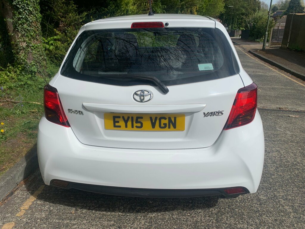Toyota Yaris 1.0 Vvt-i Icon Hatchback Euro 6 White #6