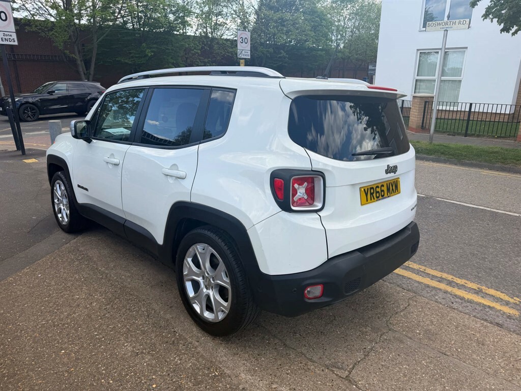 Jeep Renegade Limited YR66MXM White #4