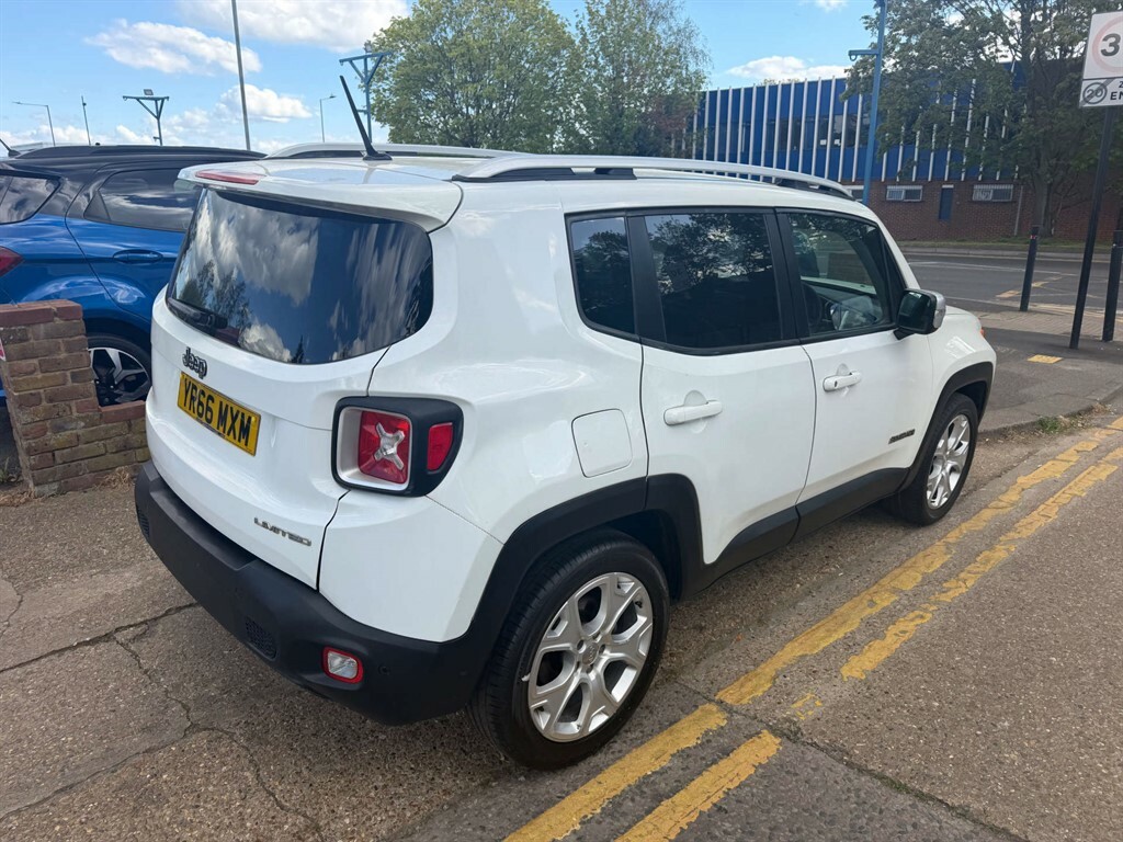 Jeep Renegade Limited YR66MXM White #6