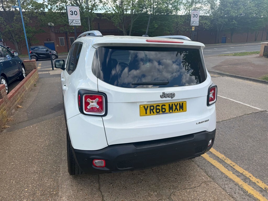 Jeep Renegade Limited YR66MXM White #2