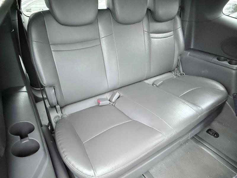 SsangYong Rodius 2.0 S 155 Bhp Black #9