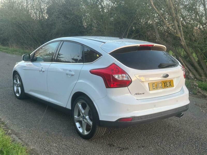Ford Focus 2.0 Tdci Titanium Powershift EJ12XUX White #4