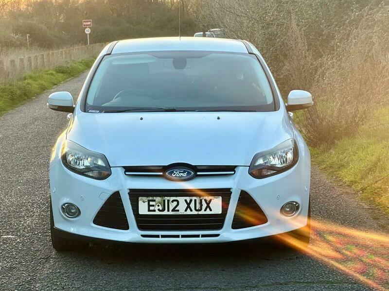 Ford Focus 2.0 Tdci Titanium Powershift EJ12XUX White #5