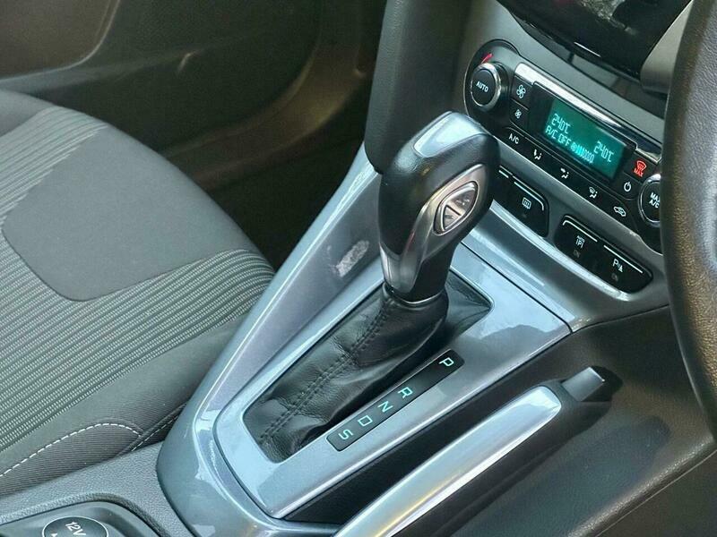 Ford Focus 2.0 Tdci Titanium Powershift White #4
