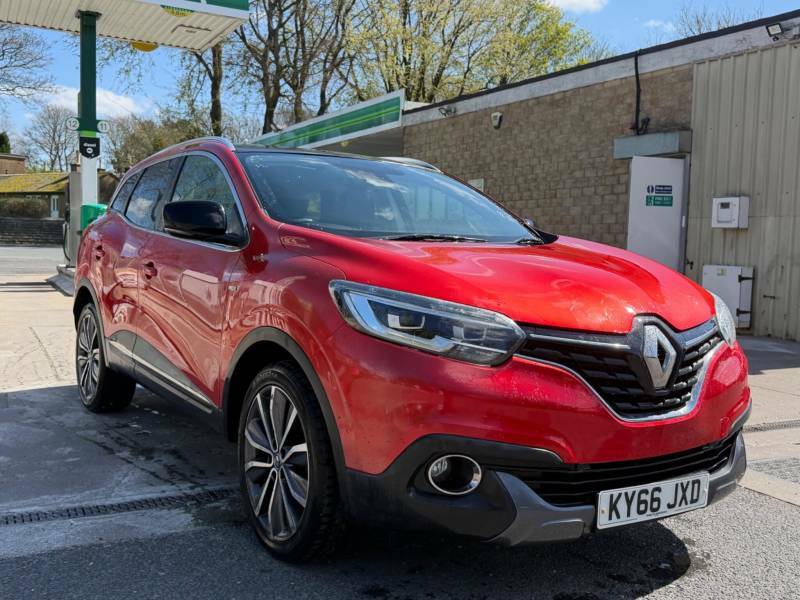 Renault Kadjar 1.6 Dci Signature Nav Euro 6 Ss - 2016 66 KY66JXD Red #2