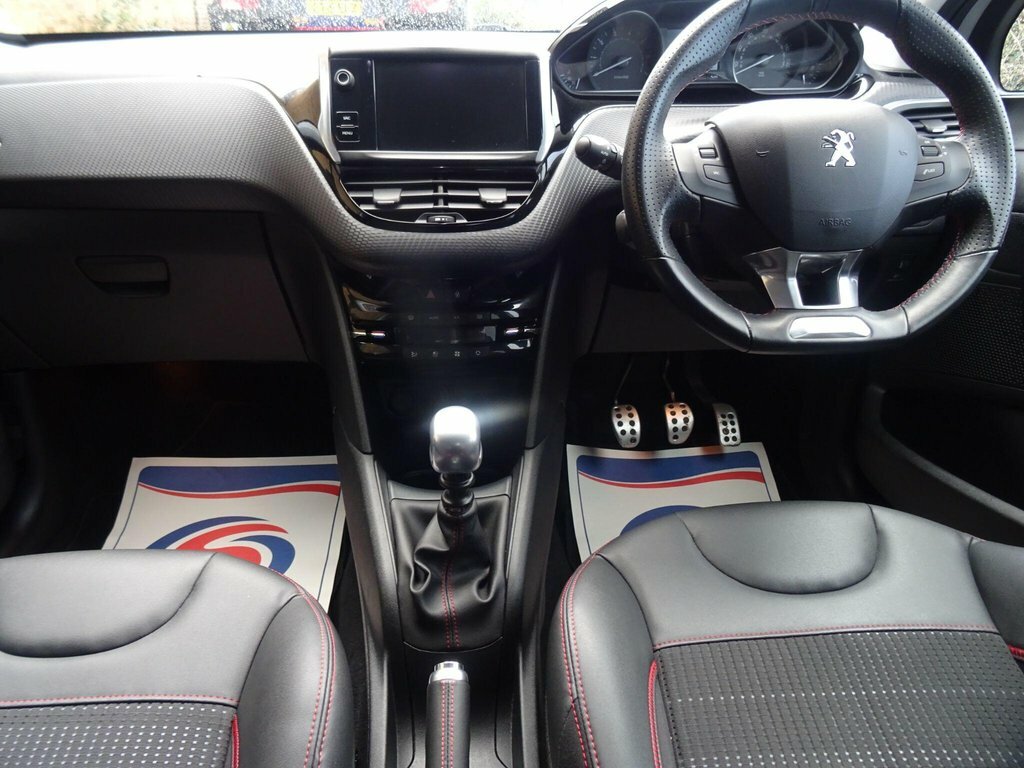 Peugeot 208 1.2L Gt Line Silver #6