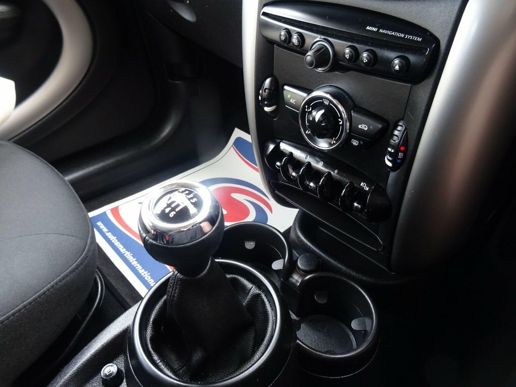 Mini Countryman 1.6L Cooper D Red #5