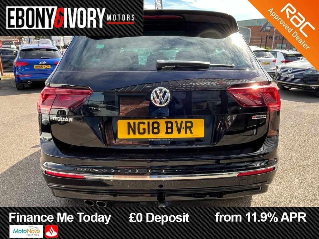 Volkswagen Tiguan 2L R-line NG18BVR Black #4