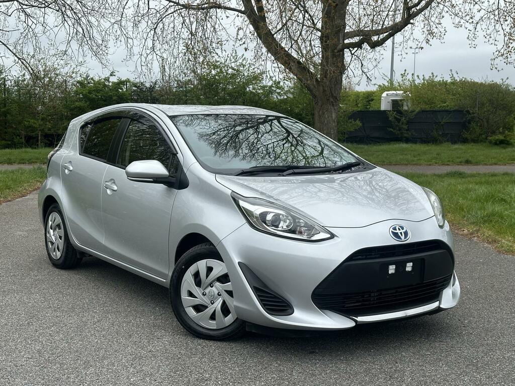Toyota Aqua 1.5 2020 Silver #4