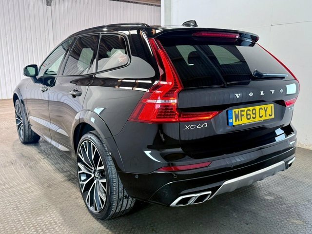 Volvo XC60 2019 2.0 T6 R-design Pro Suv Awd E WF69CYJ Black #4