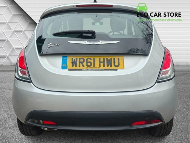 Chrysler Ypsilon 1.2 S Hatchback Euro 5 S S 69 WR61HWU Silver #4