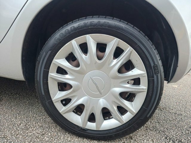 Chrysler Ypsilon 1.2L Se Silver #76