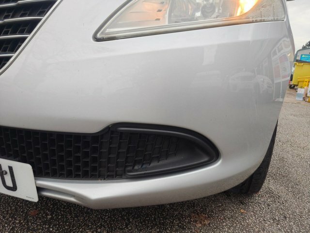 Chrysler Ypsilon 1.2L Se Silver #70