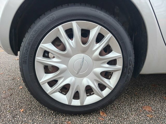 Chrysler Ypsilon 1.2L Se Silver #75