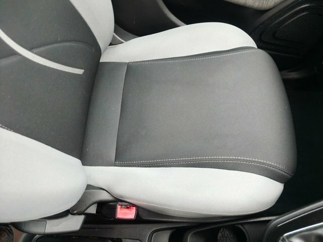 Chrysler Ypsilon 1.2L Se Silver #23