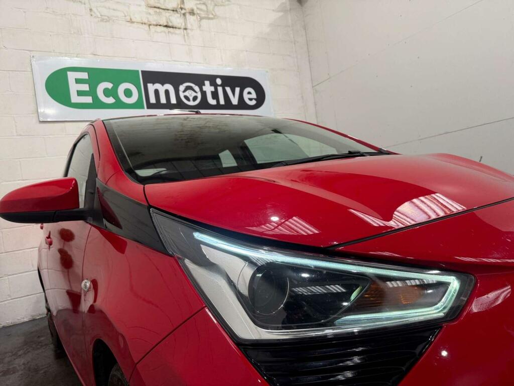 Toyota Aygo 1.0 Vvt-i X-play X-shift Euro 6 BV69ZFL Red #5