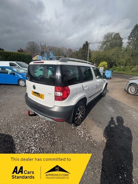 Skoda Yeti Laurin And Klement Tdi T33RHJ White #3