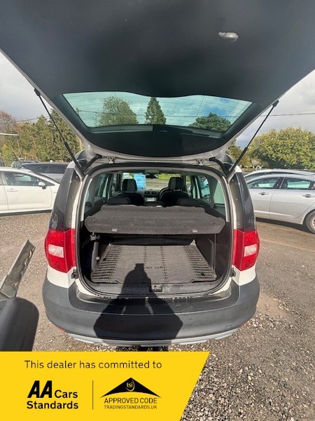 Skoda Yeti Laurin And Klement Tdi T33RHJ White #5