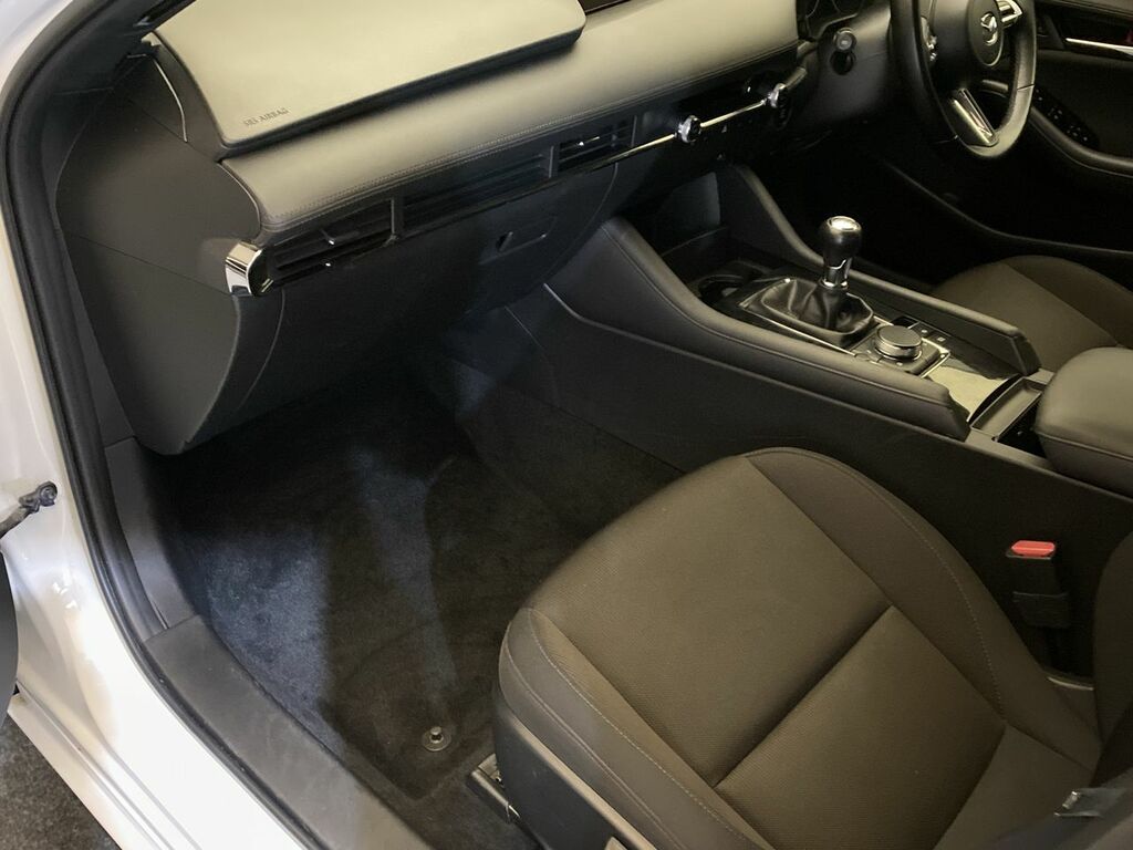 Mazda 3 2.0 E-skyactiv-g Mhev Se-l Lux Nq SO21OTP #4