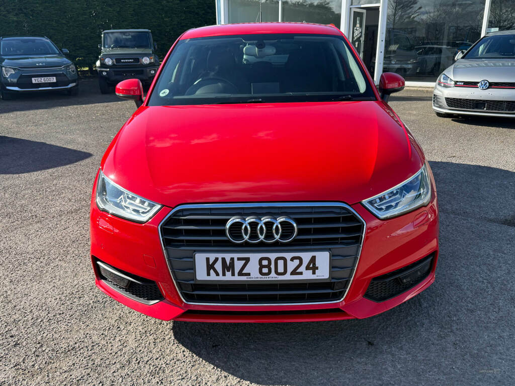 Audi A1 1.0 Tfsi Sport S-tronic Red #2