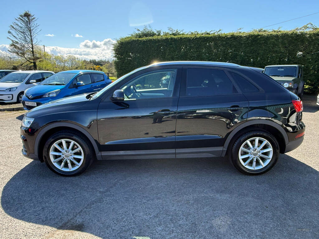 Audi Q3 1.4 Tfsi S-tronic Sport  Black #4
