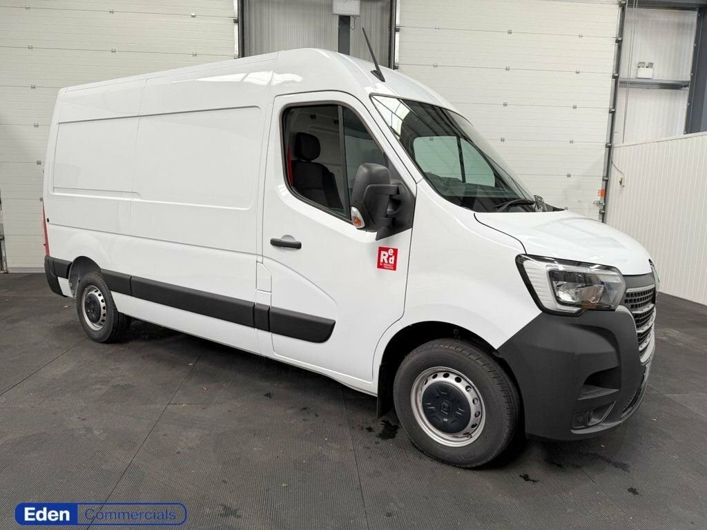 Renault Master 2L Advance White