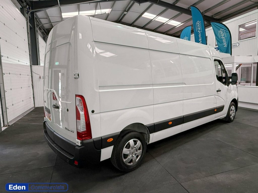 Renault Master 2.3L Business HN23GWE White #4