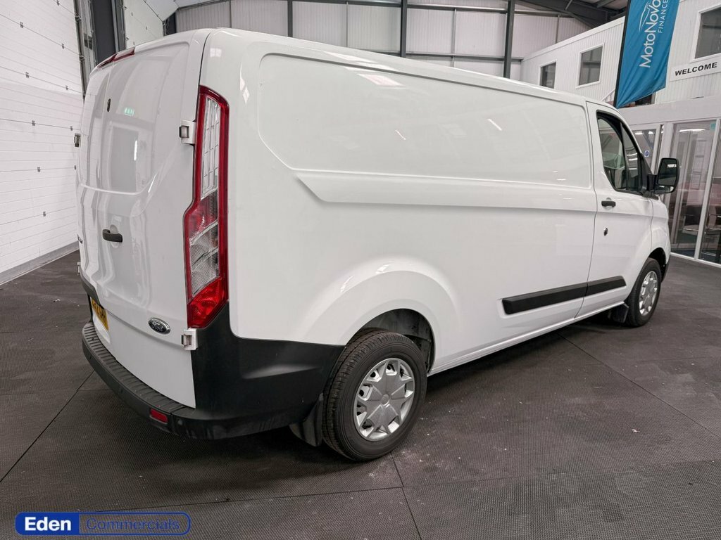 Ford Transit Custom 2L Leader LJ72GNH White #5