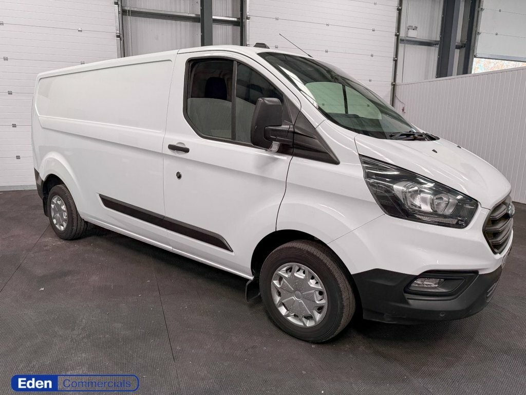 Ford Transit Custom 2L Leader LJ72GNH White