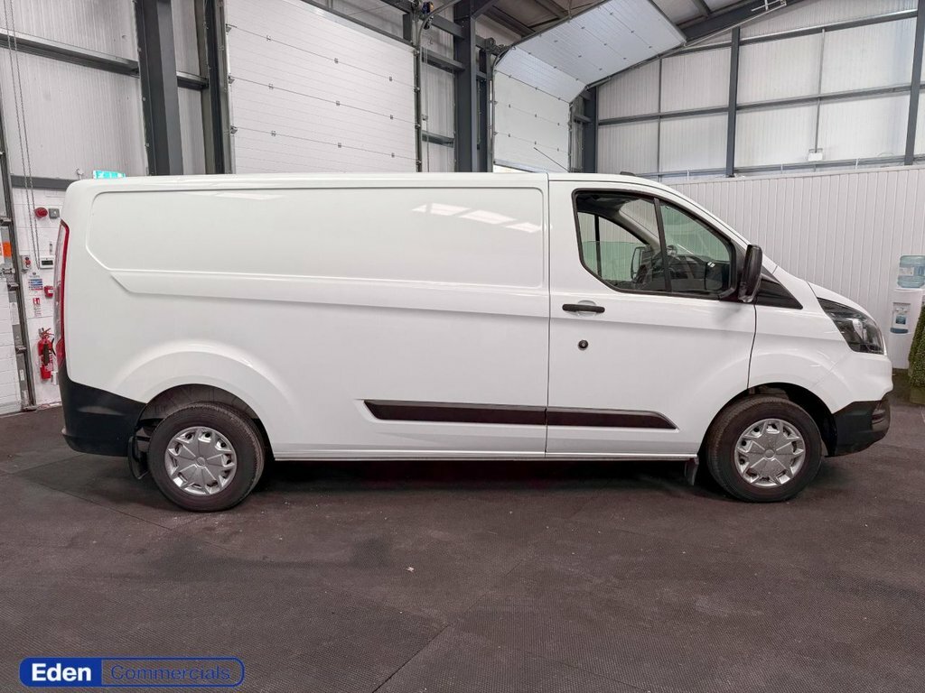 Ford Transit Custom 2L Leader LJ72GNH White #2