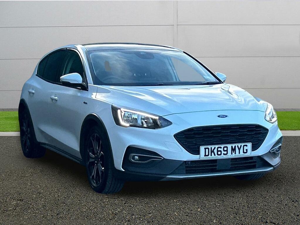Ford Focus Active X White