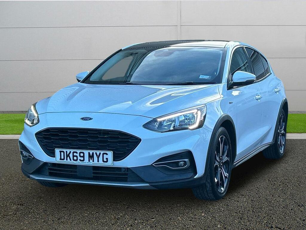 Ford Focus Active X DK69MYG White #3