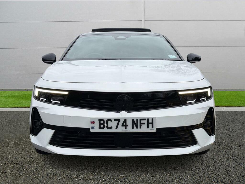 Vauxhall Astra Hatchback BC74NFH White #2