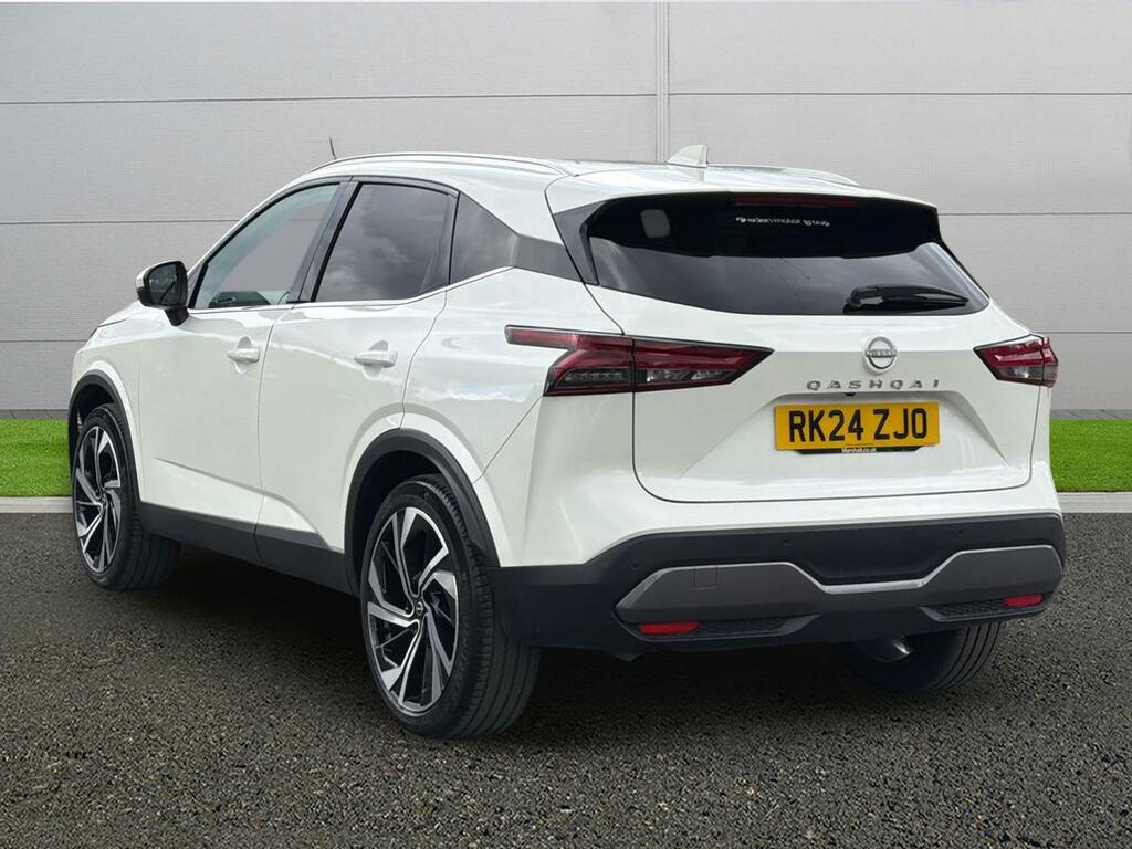 Nissan Qashqai Tekna RK24ZJO White #5