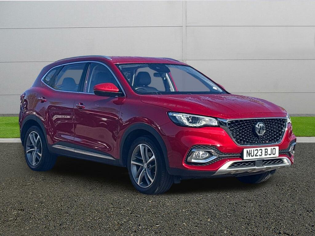 MG HS Excite Red