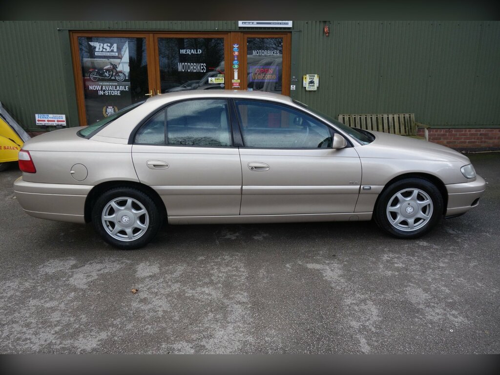 Vauxhall Omega 2.2I 16V Gls Saloon 243 Gkm Gold #2