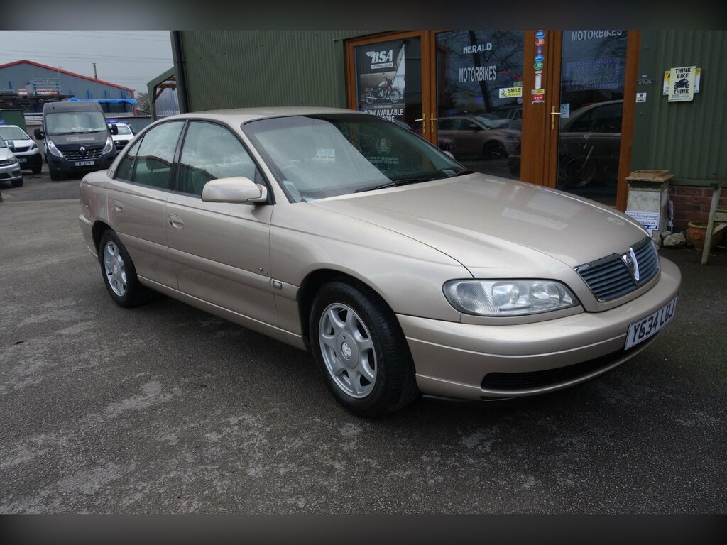 Vauxhall Omega 2.2I 16V Gls Saloon 243 Gkm Gold